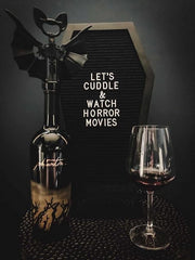 Nomnu Coffin Letter Board – 17" Gothic Felt Sign with 3D Bat Stickers