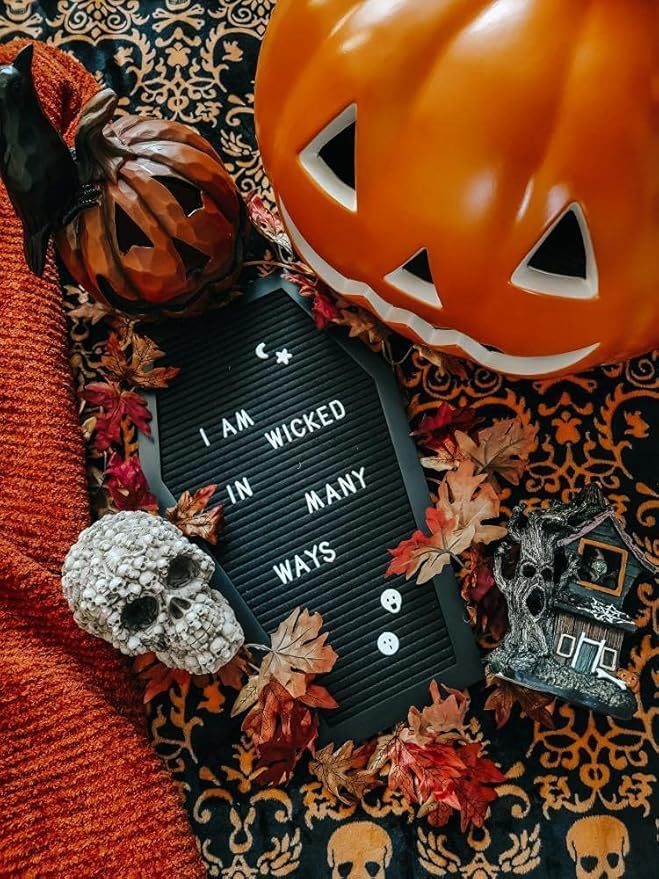 Nomnu Coffin Letter Board – 17" Gothic Felt Sign with 3D Bat Stickers