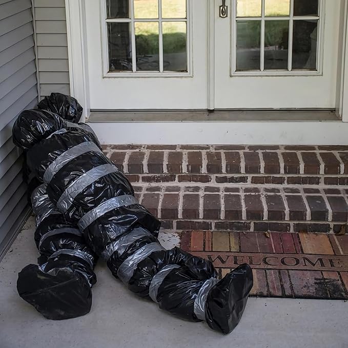 Hanging Corpse Prop – Scary Halloween Decoration for Outdoor & Indoor